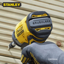 SFMCF820D2K-QW Безжичен безчетков 3-скоростен Винтоверт 18V STANLEY® FATMAX® V20, с 2 x 2,0 Ah литиево-йонни батерии ,зарядно и кутия в комплект.