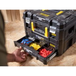 Комплектът куфар и модул с две чекмеджета stanley fatmax pro stack fmst1 71981