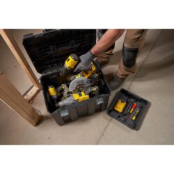 Куфарът за инструменти stanley fatmax pro stack fmst1 75753 на колела